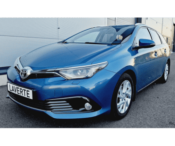 Toyota-Auris-autorent