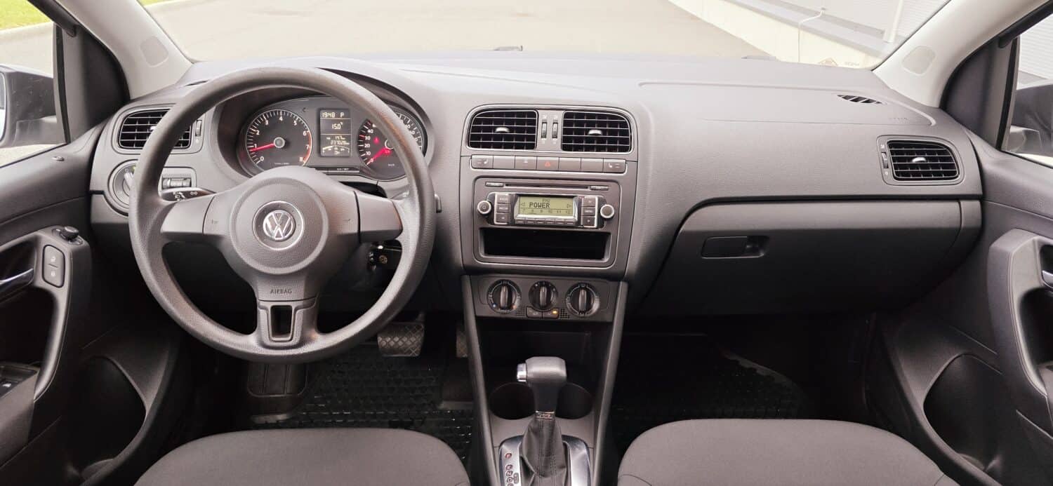 Autorent-Pärnus-Volkswagen-Polo